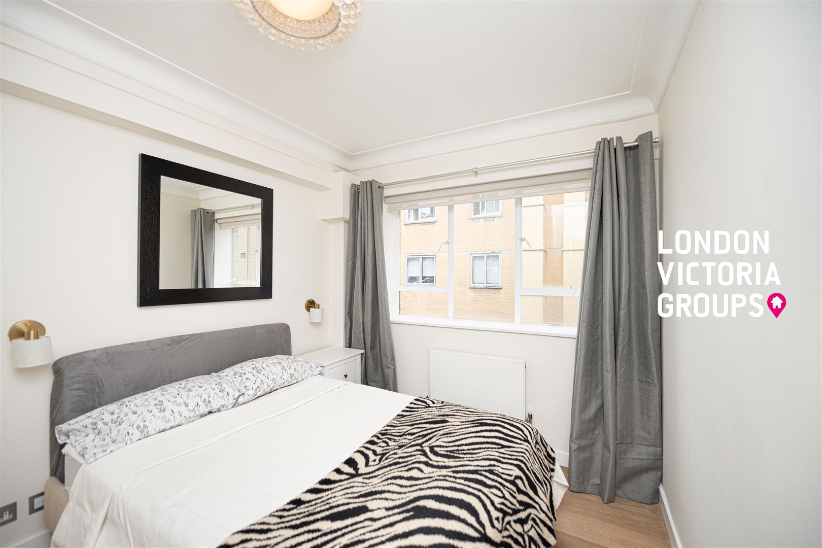 89 Piccadilly, London